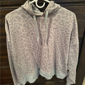 Nike Women’s Light Purple Leopard-Print Hoodie Sweater
